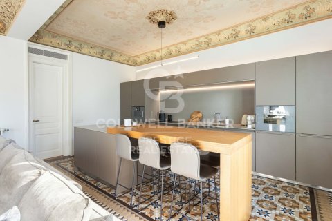 Ático de 4 dormitorios en venta en Barcelona, Cataluña, Spain № 5801 - foto 8