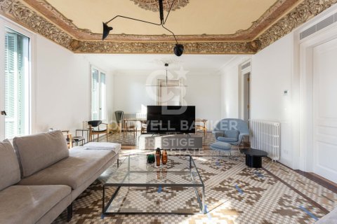 Ático de 4 dormitorios en venta en Barcelona, Cataluña, Spain № 5801 - foto 7