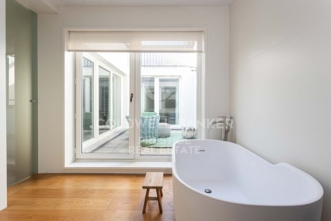 Ático de 4 dormitorios en venta en Barcelona, Cataluña, Spain № 5801 - foto 22