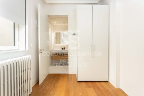 Ático de 4 dormitorios en venta en Barcelona, Cataluña, Spain № 5801 - foto 16
