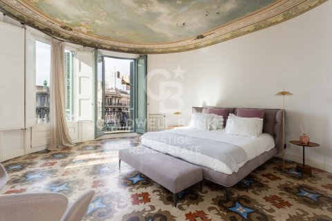 Ático de 4 dormitorios en venta en Barcelona, Cataluña, Spain № 5801 - foto 4