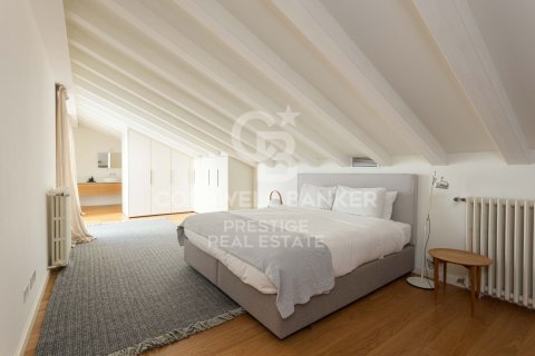 Ático de 4 dormitorios en venta en Barcelona, Cataluña, Spain № 5801 - foto 12