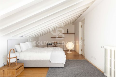 Ático de 4 dormitorios en venta en Barcelona, Cataluña, Spain № 5801 - foto 13
