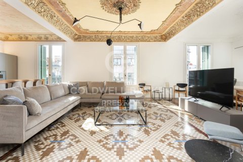 Ático de 4 dormitorios en venta en Barcelona, Cataluña, Spain № 5801 - foto 6