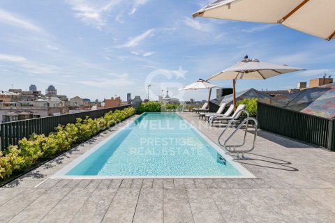 Ático de 4 dormitorios en venta en Barcelona, Cataluña, Spain № 5801 - foto 2