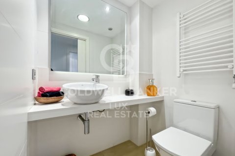 Apartamento de 4 dormitorios en venta en Roses, Gerona, Cataluña, Spain № 5799 - foto 7