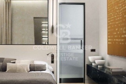 Apartamento de 5 dormitorios en venta en Barcelona, Cataluña, Spain № 5802 - foto 21