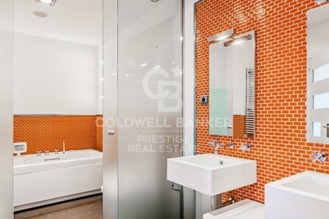 Купить квартиру в Барселона, Испания с 3 спальни, 221м², № 5803 - фото 17
