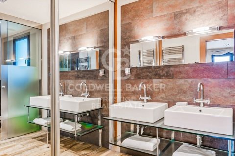 Купить квартиру в Барселона, Испания с 3 спальни, 221м², № 5803 - фото 21