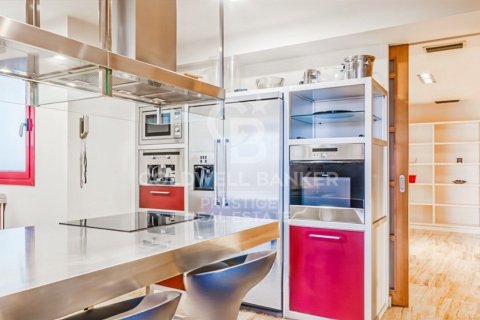 Купить квартиру в Барселона, Испания с 3 спальни, 221м², № 5803 - фото 11