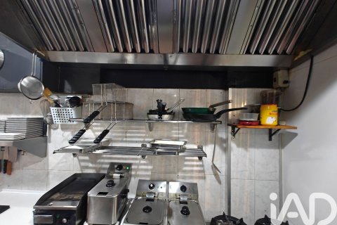 66 sq.m. bar for rent in Cerdanyola Del Valles, Barcelona, Catalonia, Spain № 8413 - photo 15