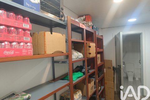 Снять в аренду коммерческую недвижимость в Олеса де Монтсеррат, Испания с 2 спальни, 125м², № 8412 - фото 11