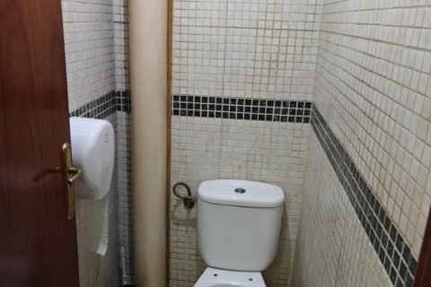 Propiedad comercial de 100 m² en alquiler en Badalona, Barcelona, Cataluña, Spain № 8418 - foto 8
