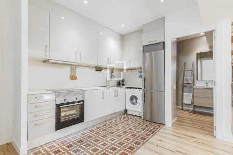 Снять в аренду квартиру в Барселона, Испания с 2 спальни, 87м², № 8704 - фото 15
