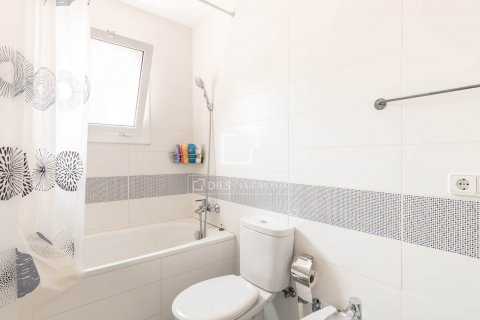 Снять в аренду виллу в Кастельдефельс, Испания с 7 спален, 351м², № 8703 - фото 29