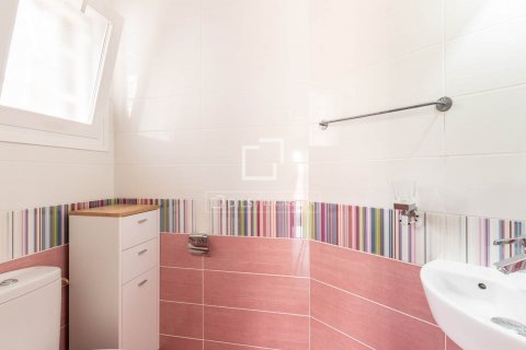 Снять в аренду виллу в Кастельдефельс, Испания с 7 спален, 351м², № 8703 - фото 20