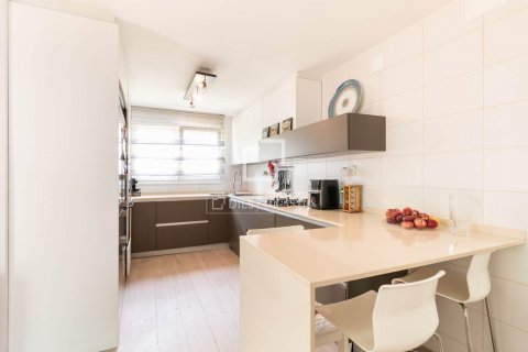 Снять в аренду виллу в Кастельдефельс, Испания с 7 спален, 351м², № 8703 - фото 12