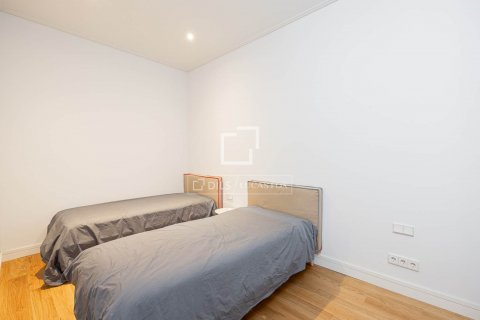 Apartamento de 2 dormitorios en alquiler en Barcelona, Cataluña, Spain № 8702 - foto 20