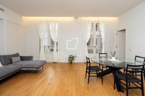 Apartamento de 2 dormitorios en alquiler en Barcelona, Cataluña, Spain № 8702 - foto 7