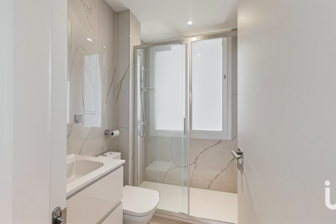 Купить квартиру в Барселона, Испания с 4 спальни, 89м², № 5017 - фото 13