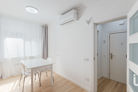 Купить квартиру в Барселона, Испания с 4 спальни, 89м², № 5017 - фото 4