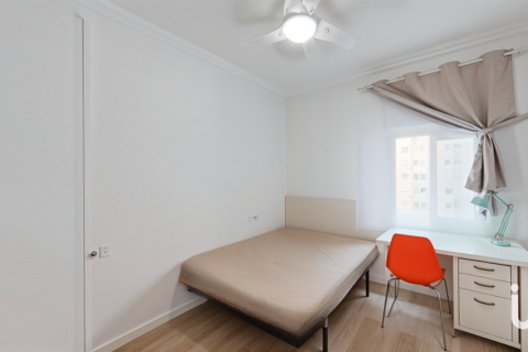 Купить квартиру в Барселона, Испания с 4 спальни, 89м², № 5017 - фото 7