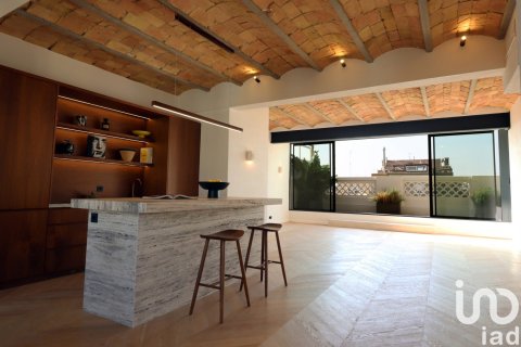Ático de 4 dormitorios en venta en Barcelona, Cataluña, Spain № 5021 - foto 2