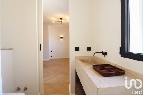 Ático de 4 dormitorios en venta en Barcelona, Cataluña, Spain № 5021 - foto 23