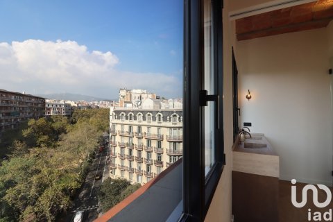 Ático de 4 dormitorios en venta en Barcelona, Cataluña, Spain № 5021 - foto 11