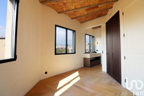 Ático de 4 dormitorios en venta en Barcelona, Cataluña, Spain № 5021 - foto 10