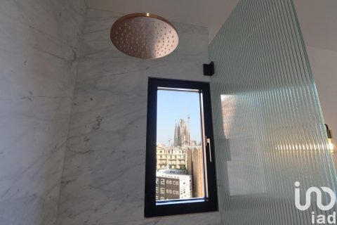 Ático de 4 dormitorios en venta en Barcelona, Cataluña, Spain № 5021 - foto 19