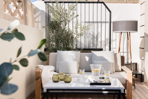 Apartamento de 3 dormitorios en alquiler en Barcelona, Cataluña, Spain № 1560 - foto 9