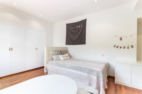 Сasa de 4 dormitorios en alquiler en Barcelona, Cataluña, Spain № 1561 - foto 16