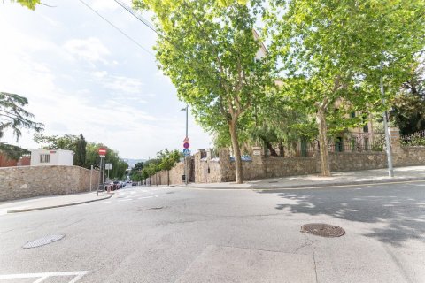 Сasa de 4 dormitorios en alquiler en Barcelona, Cataluña, Spain № 1561 - foto 7