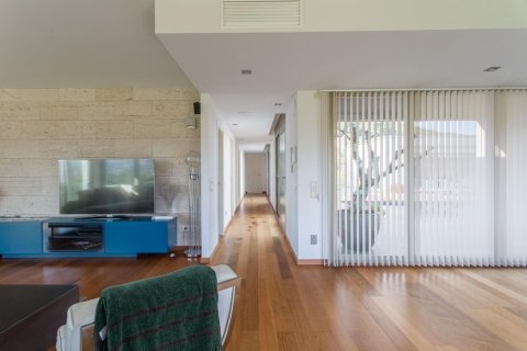 Сasa de 4 dormitorios en venta en Vallromanes, Barcelona, Cataluña, Spain № 1419 - foto 23