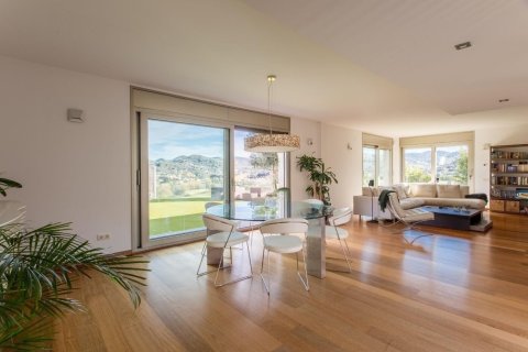 Сasa de 4 dormitorios en venta en Vallromanes, Barcelona, Cataluña, Spain № 1419 - foto 16