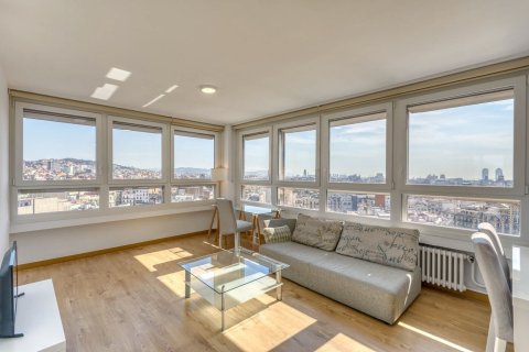 Apartamento de 3 dormitorios en venta en Barcelona, Cataluña, Spain № 1417 - foto 3