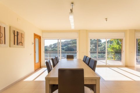 4 bedrooms house for sale in Arenys de Mar, Barcelona, Catalonia, Spain № 1423 - photo 8