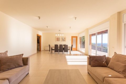 4 bedrooms house for sale in Arenys de Mar, Barcelona, Catalonia, Spain № 1423 - photo 7