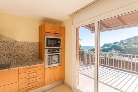 4 bedrooms house for sale in Arenys de Mar, Barcelona, Catalonia, Spain № 1423 - photo 11