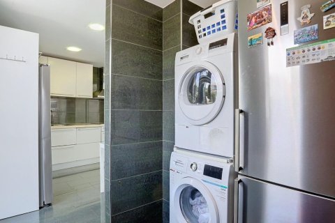 Сasa de 5 dormitorios en venta en Arenys de Mar, Barcelona, Cataluña, Spain № 1422 - foto 17