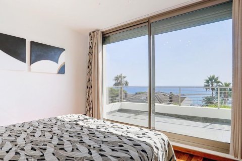 Сasa de 5 dormitorios en venta en Arenys de Mar, Barcelona, Cataluña, Spain № 1422 - foto 24