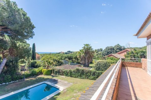 Сasa de 5 dormitorios en venta en Sant Andreu de Llavaneres, Barcelona, Cataluña, Spain № 1421 - foto 19