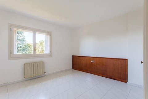 Сasa de 5 dormitorios en venta en Sant Andreu de Llavaneres, Barcelona, Cataluña, Spain № 1421 - foto 25