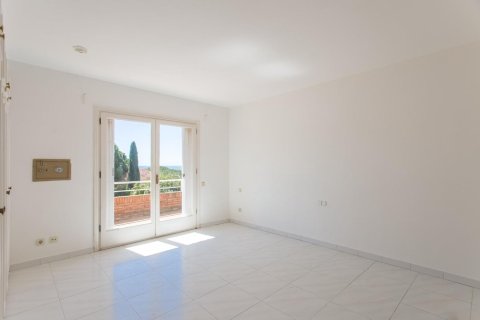 Сasa de 5 dormitorios en venta en Sant Andreu de Llavaneres, Barcelona, Cataluña, Spain № 1421 - foto 24