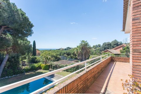 Сasa de 5 dormitorios en venta en Sant Andreu de Llavaneres, Barcelona, Cataluña, Spain № 1421 - foto 20