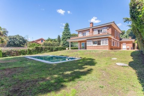 Сasa de 5 dormitorios en venta en Sant Andreu de Llavaneres, Barcelona, Cataluña, Spain № 1421 - foto 4