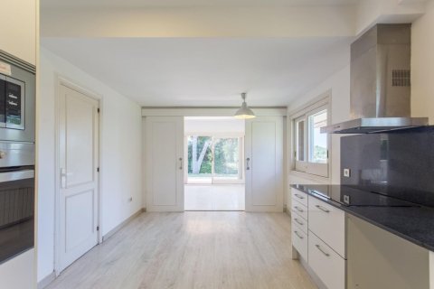 Сasa de 5 dormitorios en venta en Sant Andreu de Llavaneres, Barcelona, Cataluña, Spain № 1421 - foto 9
