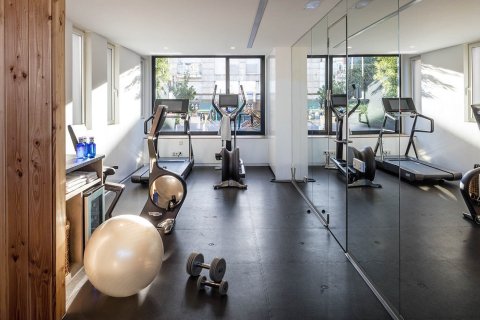 Apartamento de 4 dormitorios en alquiler en Barcelona, Cataluña, Spain № 1549 - foto 14