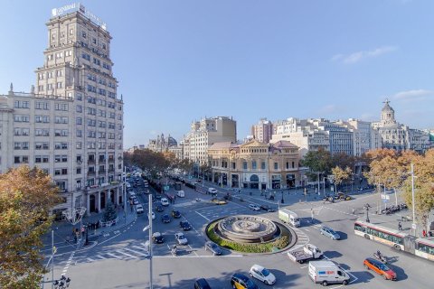 Apartamento de 2 dormitorios en alquiler en Barcelona, Cataluña, Spain № 1548 - foto 16